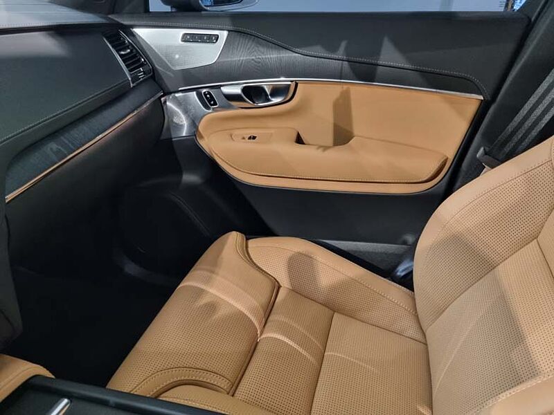 Volvo  Ultra, B6 AWD Ultra 브라이트