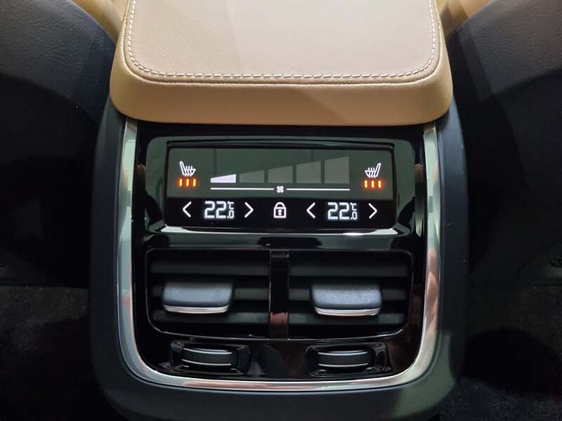 Volvo  Ultra, B6 AWD Ultra 브라이트