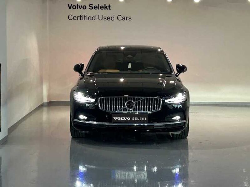 Volvo  Ultra, B5 AWD  Bright