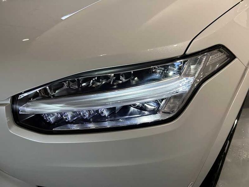 Volvo  Ultra, T8 AWD Bright