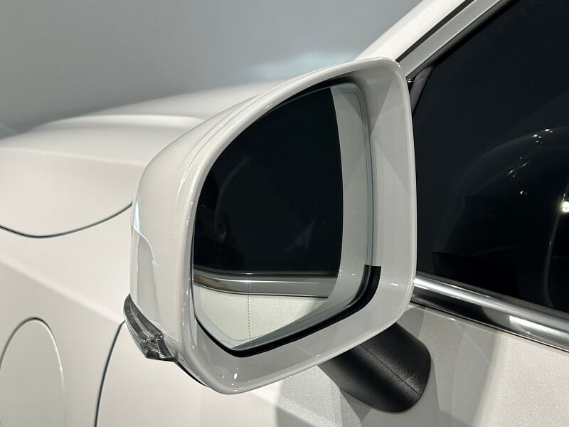 Volvo  Ultra, T8 AWD Bright