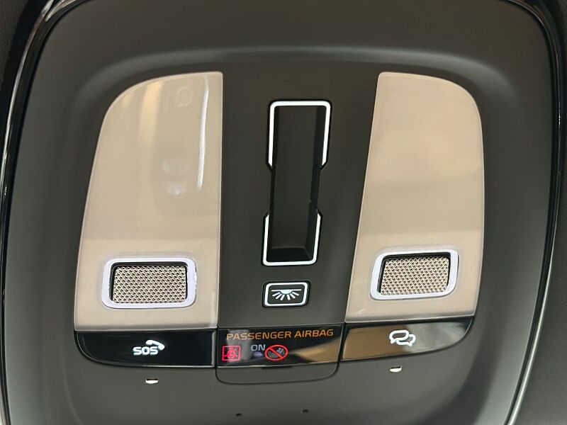 Volvo  Ultra, T8 AWD Bright